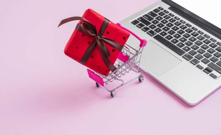 Satış Sonrası Deneyim E-Ticarette Marka Sadakatini Nasıl Etkiler?